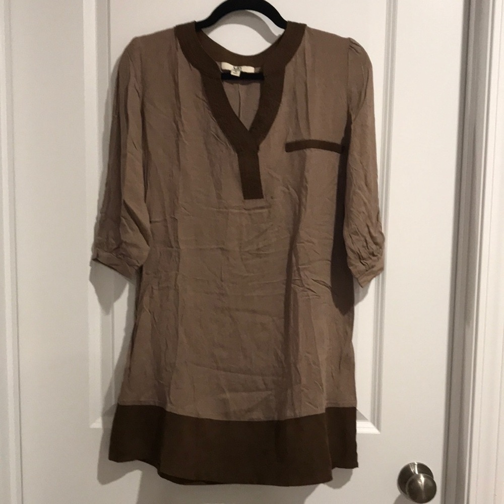 Like-New! YA LOS ANGELES Two-Tone Tunic Dress with Faux Suede Trim